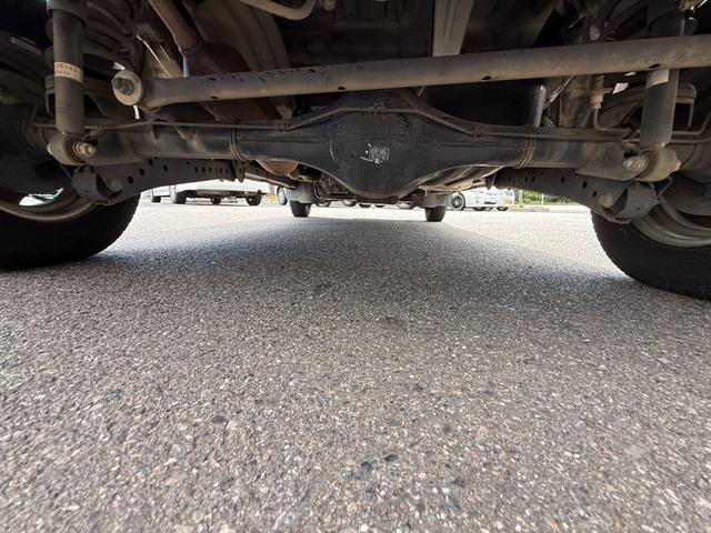 ハイゼットカーゴ スペシャル　保証１年　修復歴無　四駆　ディーラー点検車　純正オーディオ　集中ロック　軽貨物　４ナンバー　黒ナンバー可　両側スライド　車両取説　４ＡＴ　４ＷＤ　２０２４年製グッドイヤー夏タイヤ　ライトレベライザー（59枚目）