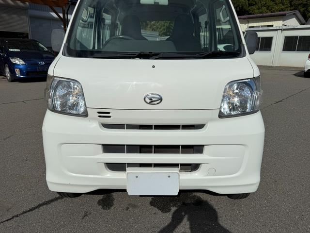 ハイゼットカーゴ スペシャル　保証１年　修復歴無　四駆　ディーラー点検車　純正オーディオ　集中ロック　軽貨物　４ナンバー　黒ナンバー可　両側スライド　車両取説　４ＡＴ　４ＷＤ　２０２４年製グッドイヤー夏タイヤ　ライトレベライザー（63枚目）