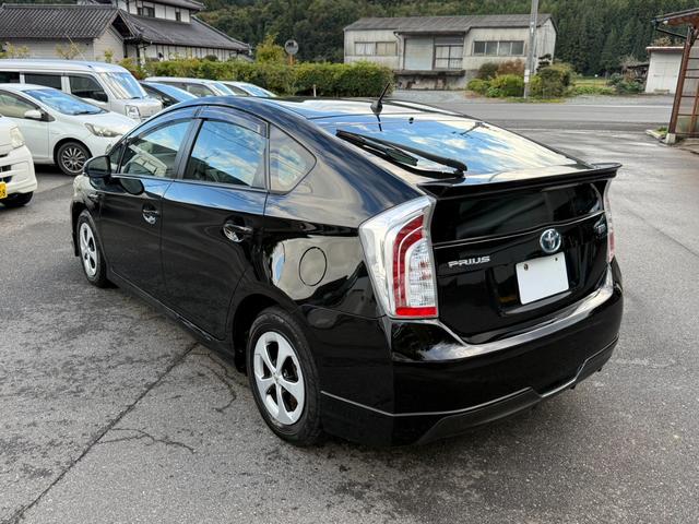 プリウス Ｓ　保証１年　修復歴無　ディーラー点検車　純正ＯＰフルエアロ　寒冷地仕様　ＳＤナビ　フルセグ　Ｂｌｕｅｔｏｏｔｈ　バックカメラ　ＥＴＣ　エンジンスターター　スマートキー２個　ドラレコ　ブリヂストン夏タイヤ（9枚目）