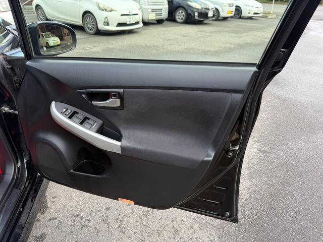 プリウス Ｓ　保証１年　修復歴無　ディーラー点検車　純正ＯＰフルエアロ　寒冷地仕様　ＳＤナビ　フルセグ　Ｂｌｕｅｔｏｏｔｈ　バックカメラ　ＥＴＣ　エンジンスターター　スマートキー２個　ドラレコ　ブリヂストン夏タイヤ（51枚目）