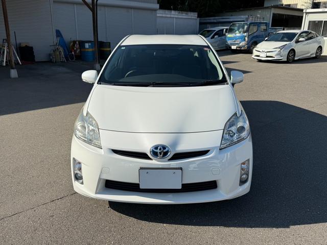 プリウス Ｓ　保証１年　修復歴無し　走行２．５万ｋ　千葉県ディーラー点検車　ＨＤＤナビ　Ｂｌｕｅｔｏｏｔｈ　ワンセグＴＶ　バックカメラ　ＥＴＣ　車両取説　業者内装クリーニング　スマートキー２つ　関東仕入れサビ無し（13枚目）
