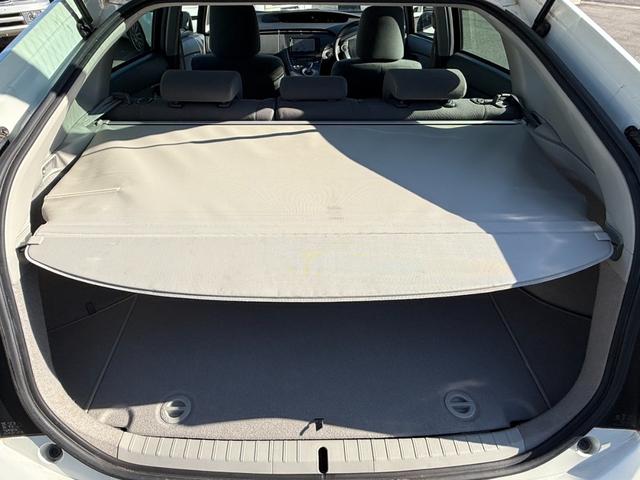 プリウス Ｓ　保証１年　修復歴無し　走行２．５万ｋ　千葉県ディーラー点検車　ＨＤＤナビ　Ｂｌｕｅｔｏｏｔｈ　ワンセグＴＶ　バックカメラ　ＥＴＣ　車両取説　業者内装クリーニング　スマートキー２つ　関東仕入れサビ無し（55枚目）