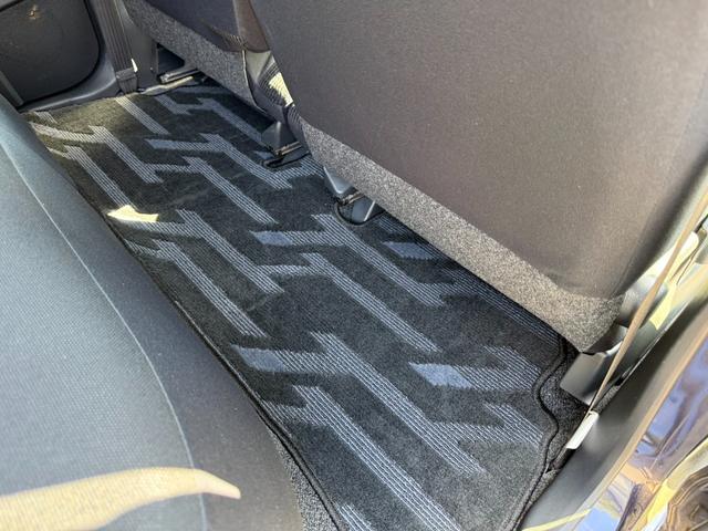 ステラ カスタムＲ　保証１年　修復歴無し　走行２．２万ｋ　ＳＤナビ　フルセグＴＶ　Ｂｌｕｅｔｏｏｔｈ　ＥＴＣ　スマートキー　業者内装クリーニング　ＣＶＴ　ブリヂストン夏タイヤ　タイミングチェーンエンジン　ＵＳＢ音楽接続（49枚目）