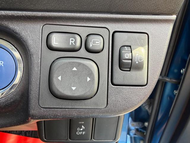 アクア Ｓ　保証１年　修復歴無し　走行３．７万キロ　ディーラー点検記録簿　ＳＤナビ　Ｂｌｕｅｔｏｏｔｈ　ワンセグＴＶ　車両取説　業者内装クリーニング　スマートキー　関東仕入サビ無　２０２２年製ブリヂストン夏タイヤ（29枚目）