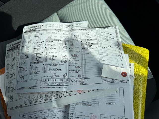 アクア Ｓ　保証１年　修復歴無し　走行３．７万キロ　ディーラー点検記録簿　ＳＤナビ　Ｂｌｕｅｔｏｏｔｈ　ワンセグＴＶ　車両取説　業者内装クリーニング　スマートキー　関東仕入サビ無　２０２２年製ブリヂストン夏タイヤ（40枚目）