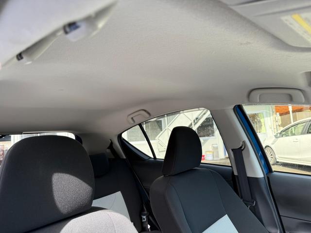 アクア Ｓ　保証１年　修復歴無し　走行３．７万キロ　ディーラー点検記録簿　ＳＤナビ　Ｂｌｕｅｔｏｏｔｈ　ワンセグＴＶ　車両取説　業者内装クリーニング　スマートキー　関東仕入サビ無　２０２２年製ブリヂストン夏タイヤ（47枚目）