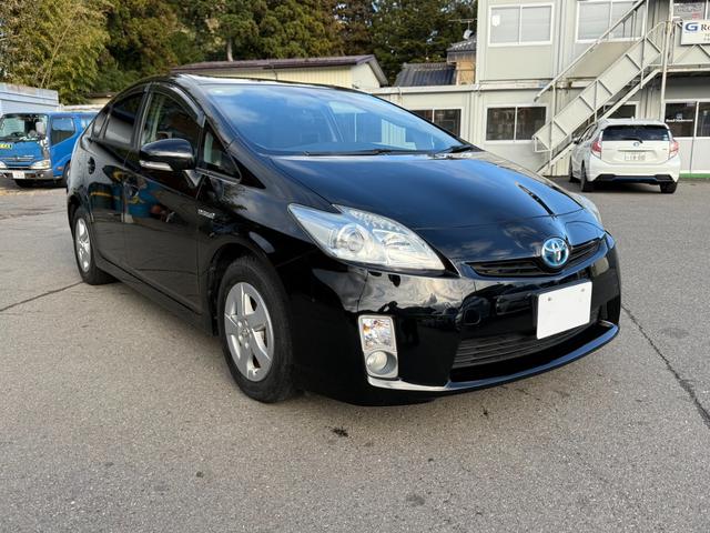 プリウス Ｓ　ハイブリッドバッテリーリビルト交換済　保証１年　修復歴無し　ディーラー点検車　ＨＤＤナビ　フルセグＴＶ　ＥＴＣ　寒冷地仕様　エンジンスターター　車両取説　業者内装クリーニング　スマートキー２つ（2枚目）