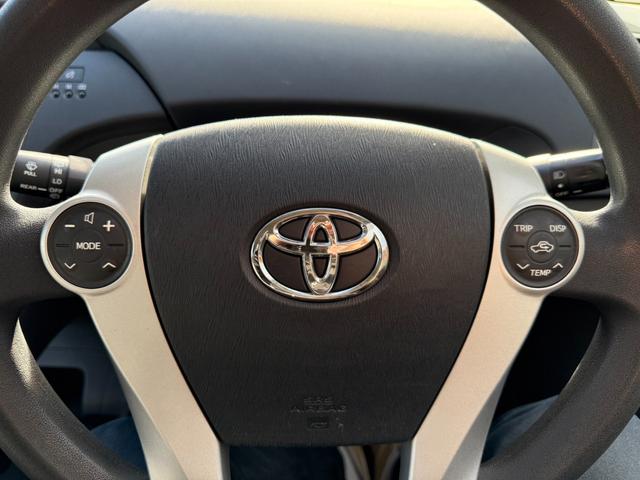 プリウス Ｓ　ハイブリッドバッテリーリビルト交換済　保証１年　修復歴無し　ディーラー点検車　ＨＤＤナビ　フルセグＴＶ　ＥＴＣ　寒冷地仕様　エンジンスターター　車両取説　業者内装クリーニング　スマートキー２つ（21枚目）