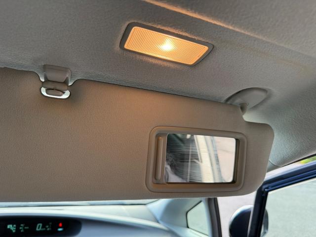 プリウス Ｓ　ハイブリッドバッテリーリビルト交換済　保証１年　修復歴無し　ディーラー点検車　ＨＤＤナビ　フルセグＴＶ　ＥＴＣ　寒冷地仕様　エンジンスターター　車両取説　業者内装クリーニング　スマートキー２つ（36枚目）