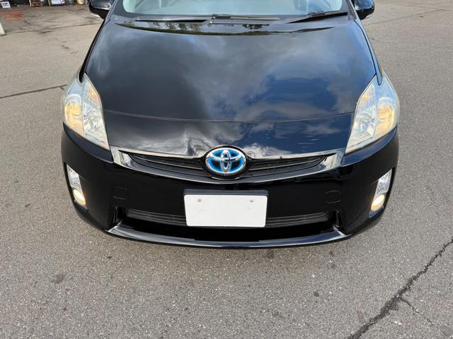 プリウス Ｓ　ハイブリッドバッテリーリビルト交換済　保証１年　修復歴無し　ディーラー点検車　ＨＤＤナビ　フルセグＴＶ　ＥＴＣ　寒冷地仕様　エンジンスターター　車両取説　業者内装クリーニング　スマートキー２つ（64枚目）