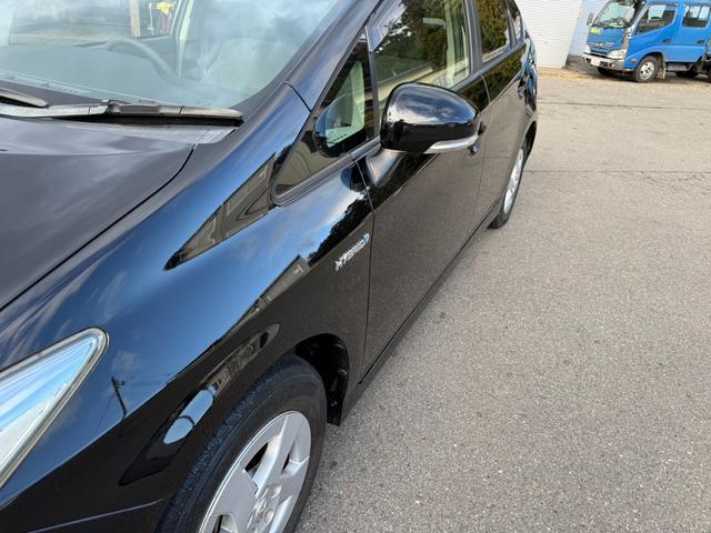 プリウス Ｓ　ハイブリッドバッテリーリビルト交換済　保証１年　修復歴無し　ディーラー点検車　ＨＤＤナビ　フルセグＴＶ　ＥＴＣ　寒冷地仕様　エンジンスターター　車両取説　業者内装クリーニング　スマートキー２つ（70枚目）