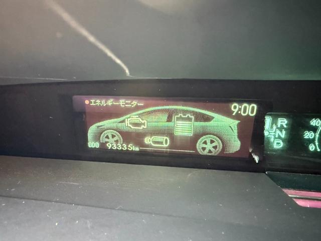 プリウス Ｓ　保証１年　修復歴無し　後期型　走行９．３万ｋ　ディーラー点検車　ＳＤナビ　ＡＵＸ　ワンセグＴＶ　バックカメラ　ＥＴＣ　車両取説　業者内装クリーニング　スマートキー　２０２１年製ダンロップスタッドレス（19枚目）