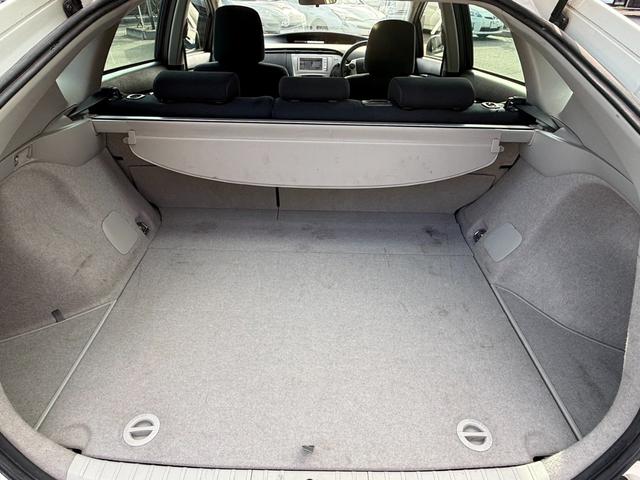 プリウス Ｓ　保証１年　修復歴無し　後期型　走行９．３万ｋ　ディーラー点検車　ＳＤナビ　ＡＵＸ　ワンセグＴＶ　バックカメラ　ＥＴＣ　車両取説　業者内装クリーニング　スマートキー　２０２１年製ダンロップスタッドレス（56枚目）