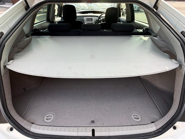 プリウス Ｓ　保証１年　修復歴無し　後期型　走行９．３万ｋ　ディーラー点検車　ＳＤナビ　ＡＵＸ　ワンセグＴＶ　バックカメラ　ＥＴＣ　車両取説　業者内装クリーニング　スマートキー　２０２１年製ダンロップスタッドレス（57枚目）