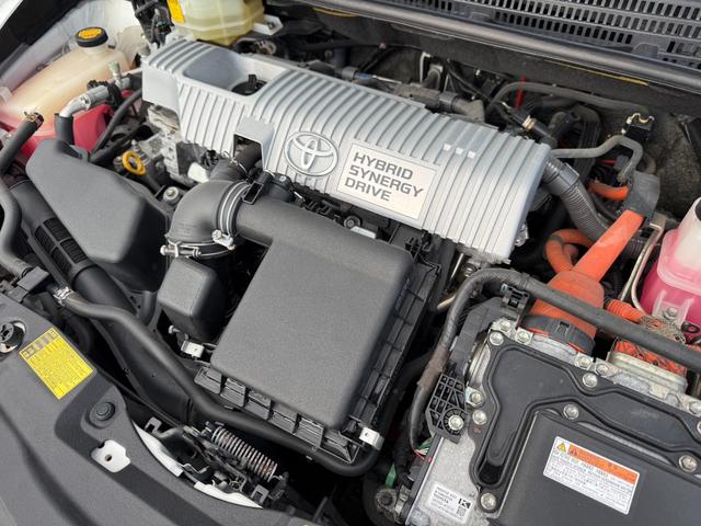 プリウス Ｓ　保証１年　修復歴無し　後期型　走行９．３万ｋ　ディーラー点検車　ＳＤナビ　ＡＵＸ　ワンセグＴＶ　バックカメラ　ＥＴＣ　車両取説　業者内装クリーニング　スマートキー　２０２１年製ダンロップスタッドレス（66枚目）