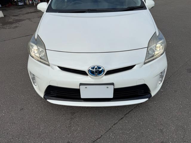 プリウス Ｓ　保証１年　修復歴無し　後期型　走行９．３万ｋ　ディーラー点検車　ＳＤナビ　ＡＵＸ　ワンセグＴＶ　バックカメラ　ＥＴＣ　車両取説　業者内装クリーニング　スマートキー　２０２１年製ダンロップスタッドレス（67枚目）