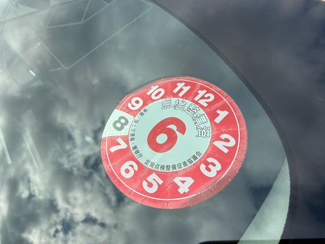 プリウス Ｓ　保証１年　修復歴無し　後期型　走行９．３万ｋ　ディーラー点検車　ＳＤナビ　ＡＵＸ　ワンセグＴＶ　バックカメラ　ＥＴＣ　車両取説　業者内装クリーニング　スマートキー　２０２１年製ダンロップスタッドレス（70枚目）
