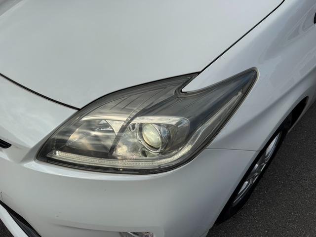 プリウス Ｓ　保証１年　修復歴無し　後期型　走行９．３万ｋ　ディーラー点検車　ＳＤナビ　ＡＵＸ　ワンセグＴＶ　バックカメラ　ＥＴＣ　車両取説　業者内装クリーニング　スマートキー　２０２１年製ダンロップスタッドレス（71枚目）