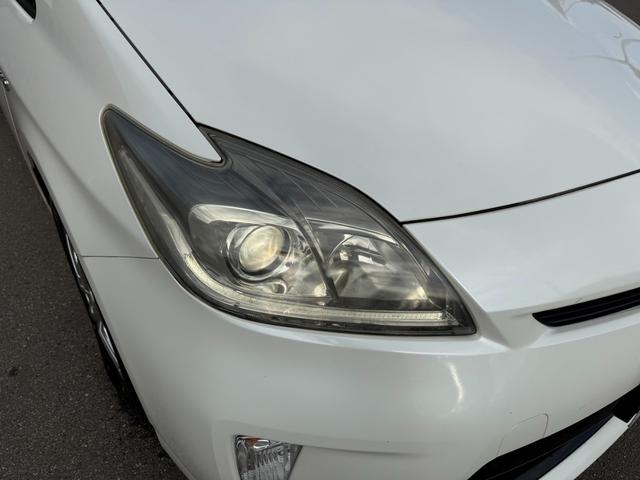 プリウス Ｓ　保証１年　修復歴無し　後期型　走行９．３万ｋ　ディーラー点検車　ＳＤナビ　ＡＵＸ　ワンセグＴＶ　バックカメラ　ＥＴＣ　車両取説　業者内装クリーニング　スマートキー　２０２１年製ダンロップスタッドレス（72枚目）