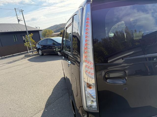 テールも問題なく光りました。