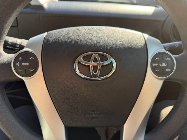 アクア Ｓ　保証１年　修復歴無し　走行２．３万キロ　定期点検記録簿　ＳＤナビ　Ｂｌｕｅｔｏｏｔｈ　ワンセグＴＶ　バックカメラ　車両取説　業者内装クリーニング　スマートキー　関東仕入サビ無　プッシュスタート（21枚目）