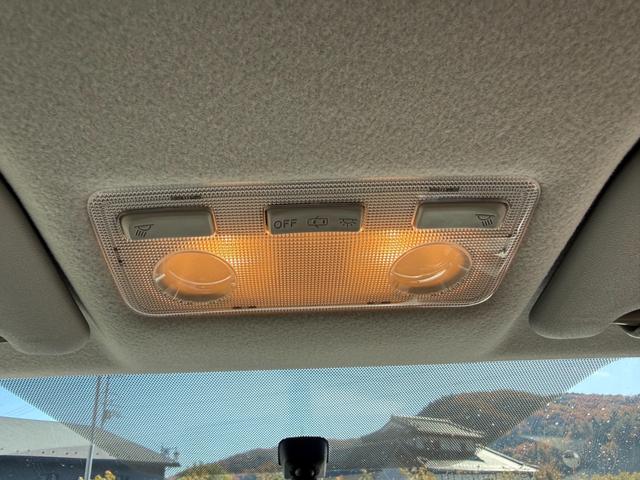 アクア Ｓ　保証１年　修復歴無し　走行２．３万キロ　定期点検記録簿　ＳＤナビ　Ｂｌｕｅｔｏｏｔｈ　ワンセグＴＶ　バックカメラ　車両取説　業者内装クリーニング　スマートキー　関東仕入サビ無　プッシュスタート（36枚目）