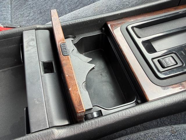 セドリック グランツーリスモアルティマスーパーハイキャス ターボ 修復歴無し 定期点検記録簿 VQ30エンジン ETC キーレス 社外ナビ 元関東登録車サビ無し 車両取説 業者内装クリーニング スペアキー ドラレコ 2022年製夏タイヤ パワーシート(33枚目)