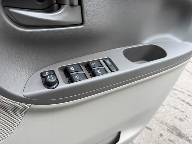 タント Ｌ　ＳＡ　保証１年　修復歴無し　４ＷＤ　走行７．２万キロ　ＳＤナビ　ＴＶ　Ｂｌｕｅｔｏｏｔｈ　バックカメラ　キーレス　業者内装クリーニング　ＥＴＣ　タイミングチェーンエンジン　衝突安全装置　２０２３年製夏タイヤ（30枚目）