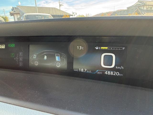 プリウス Ａ　保証１年　走行４．９万ｋ　ディーラー点検車　９インチＳＤナビ　Ｂｌｕｅｔｏｏｔｈ　ＴＶ　バックカメラ　ＥＴＣ　業者内装クリーニング　リチウムイオンＨＶ　ブリヂストン夏タイヤ　ドラレコ　関東仕入サビ無し（19枚目）
