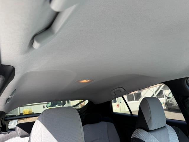 プリウス Ａ　保証１年　走行４．９万ｋ　ディーラー点検車　９インチＳＤナビ　Ｂｌｕｅｔｏｏｔｈ　ＴＶ　バックカメラ　ＥＴＣ　業者内装クリーニング　リチウムイオンＨＶ　ブリヂストン夏タイヤ　ドラレコ　関東仕入サビ無し（48枚目）