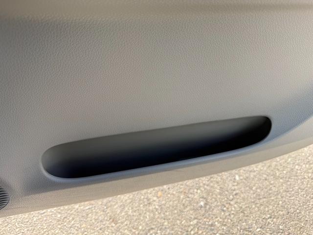 ピクシスエポック Ｇｆ　ＳＡ　保証１年　修復歴無し　４ＷＤ　走行５．２万キロ　ディーラー点検記録簿　ＳＤナビ　ＴＶ　Ｂｌｕｅｔｏｏｔｈ　バックカメラ　スマートキー　業者内装クリーニング　衝突安全装置　２０２３年製ダンロップ夏タイヤ（31枚目）