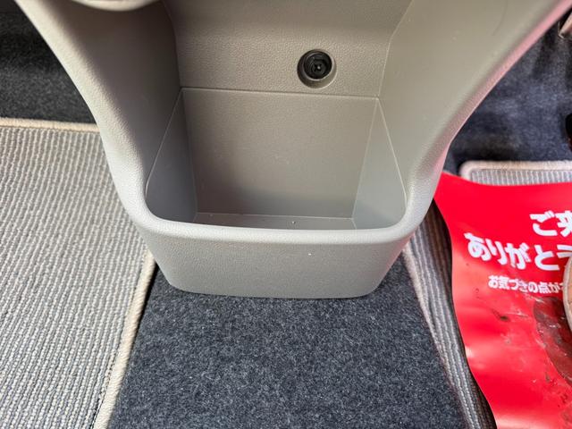 ピクシスエポック Ｇｆ　ＳＡ　保証１年　修復歴無し　４ＷＤ　走行５．２万キロ　ディーラー点検記録簿　ＳＤナビ　ＴＶ　Ｂｌｕｅｔｏｏｔｈ　バックカメラ　スマートキー　業者内装クリーニング　衝突安全装置　２０２３年製ダンロップ夏タイヤ（33枚目）