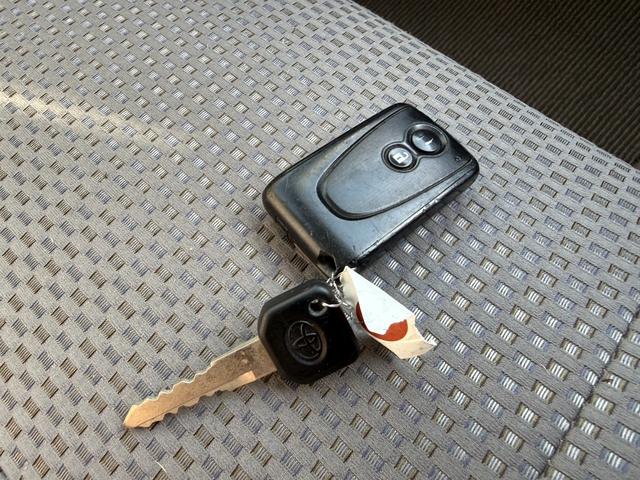 ピクシスエポック Ｇｆ　ＳＡ　保証１年　修復歴無し　４ＷＤ　走行５．２万キロ　ディーラー点検記録簿　ＳＤナビ　ＴＶ　Ｂｌｕｅｔｏｏｔｈ　バックカメラ　スマートキー　業者内装クリーニング　衝突安全装置　２０２３年製ダンロップ夏タイヤ（42枚目）