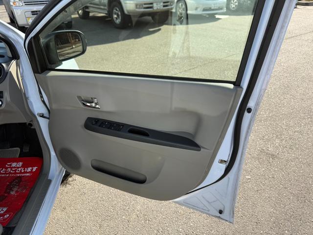 ピクシスエポック Ｇｆ　ＳＡ　保証１年　修復歴無し　４ＷＤ　走行５．２万キロ　ディーラー点検記録簿　ＳＤナビ　ＴＶ　Ｂｌｕｅｔｏｏｔｈ　バックカメラ　スマートキー　業者内装クリーニング　衝突安全装置　２０２３年製ダンロップ夏タイヤ（50枚目）