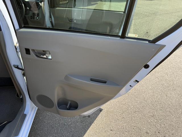 ピクシスエポック Ｇｆ　ＳＡ　保証１年　修復歴無し　４ＷＤ　走行５．２万キロ　ディーラー点検記録簿　ＳＤナビ　ＴＶ　Ｂｌｕｅｔｏｏｔｈ　バックカメラ　スマートキー　業者内装クリーニング　衝突安全装置　２０２３年製ダンロップ夏タイヤ（51枚目）