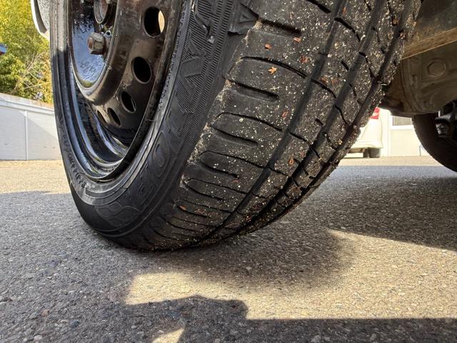 ピクシスエポック Ｇｆ　ＳＡ　保証１年　修復歴無し　４ＷＤ　走行５．２万キロ　ディーラー点検記録簿　ＳＤナビ　ＴＶ　Ｂｌｕｅｔｏｏｔｈ　バックカメラ　スマートキー　業者内装クリーニング　衝突安全装置　２０２３年製ダンロップ夏タイヤ（61枚目）