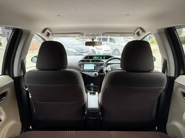 アクア Ｇ　保証１年　走行４．１万キロ　ＳＤナビ　Ｂｌｕｅｔｏｏｔｈ　フルセグＴＶ　バックカメラ　寒冷地仕様　ＥＴＣ　衝突安全装置　車両取説　業者内装クリーニング　キーレス　スペアキー　ブリヂストン夏タイヤ（7枚目）