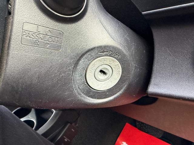 アクア Ｇ　保証１年　走行４．１万キロ　ＳＤナビ　Ｂｌｕｅｔｏｏｔｈ　フルセグＴＶ　バックカメラ　寒冷地仕様　ＥＴＣ　衝突安全装置　車両取説　業者内装クリーニング　キーレス　スペアキー　ブリヂストン夏タイヤ（28枚目）