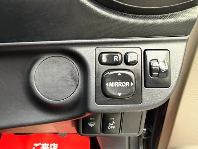 アクア Ｇ　保証１年　走行４．１万キロ　ＳＤナビ　Ｂｌｕｅｔｏｏｔｈ　フルセグＴＶ　バックカメラ　寒冷地仕様　ＥＴＣ　衝突安全装置　車両取説　業者内装クリーニング　キーレス　スペアキー　ブリヂストン夏タイヤ（29枚目）