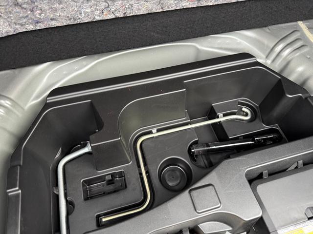 アクア Ｇ　保証１年　走行４．１万キロ　ＳＤナビ　Ｂｌｕｅｔｏｏｔｈ　フルセグＴＶ　バックカメラ　寒冷地仕様　ＥＴＣ　衝突安全装置　車両取説　業者内装クリーニング　キーレス　スペアキー　ブリヂストン夏タイヤ（59枚目）