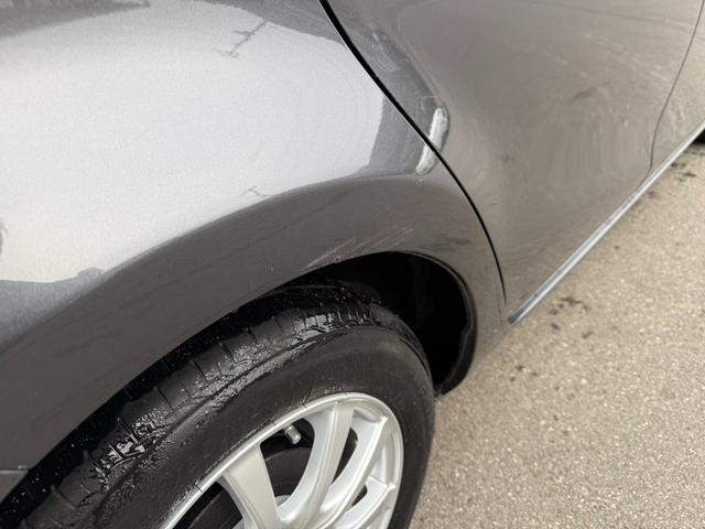 アクア Ｇ　保証１年　走行４．１万キロ　ＳＤナビ　Ｂｌｕｅｔｏｏｔｈ　フルセグＴＶ　バックカメラ　寒冷地仕様　ＥＴＣ　衝突安全装置　車両取説　業者内装クリーニング　キーレス　スペアキー　ブリヂストン夏タイヤ（75枚目）