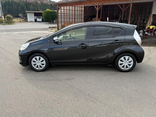 アクア Ｇ　保証１年　修復歴無し　走行８．９万ｋ　ディーラー点検車　ＳＤナビ　Ｂｌｕｅｔｏｏｔｈ　ワンセグＴＶ　バックカメラ　シートヒーター　ＥＴＣ　車両取説　業者内装クリーニング　キーレス　ダンロップ夏タイヤ（14枚目）