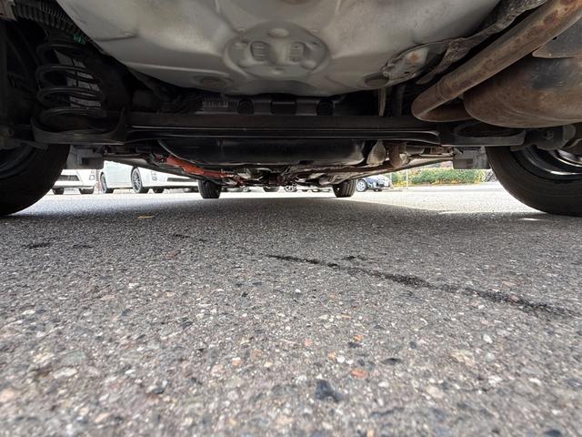 アクア Ｇ　保証１年　修復歴無し　走行８．９万ｋ　ディーラー点検車　ＳＤナビ　Ｂｌｕｅｔｏｏｔｈ　ワンセグＴＶ　バックカメラ　シートヒーター　ＥＴＣ　車両取説　業者内装クリーニング　キーレス　ダンロップ夏タイヤ（58枚目）