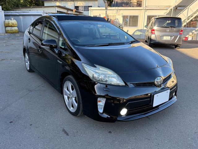 プリウス Ｇツーリングセレクションレザーパッケージ　サンルーフ　ムーンルーフ　保証１年　ディーラー点検車　ＨＤＤナビ　ＴＶ　Ｂｌｕｅｔｏｏｔｈ　ＥＴＣ　バックカメラ　九州仕入れサビ無　レーダークルーズ　ＬＥＤライト　１７インチアルミ　スマートキー２個（2枚目）