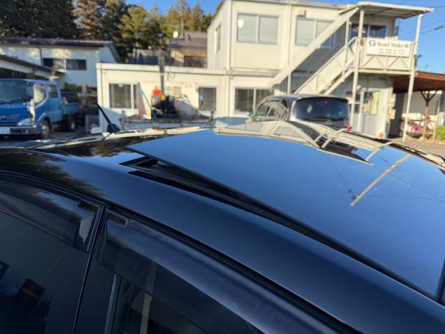 プリウス Ｇツーリングセレクションレザーパッケージ　サンルーフ　ムーンルーフ　保証１年　ディーラー点検車　ＨＤＤナビ　ＴＶ　Ｂｌｕｅｔｏｏｔｈ　ＥＴＣ　バックカメラ　九州仕入れサビ無　レーダークルーズ　ＬＥＤライト　１７インチアルミ　スマートキー２個（18枚目）