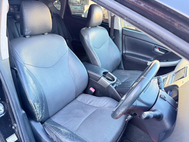 プリウス Ｇツーリングセレクションレザーパッケージ　サンルーフ　ムーンルーフ　保証１年　ディーラー点検車　ＨＤＤナビ　ＴＶ　Ｂｌｕｅｔｏｏｔｈ　ＥＴＣ　バックカメラ　九州仕入れサビ無　レーダークルーズ　ＬＥＤライト　１７インチアルミ　スマートキー２個（48枚目）