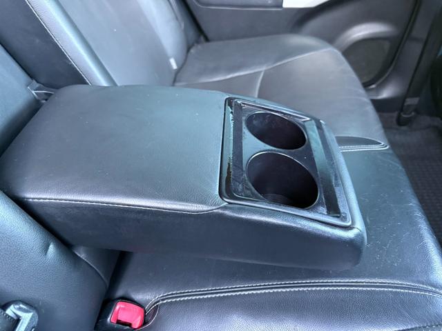 プリウス Ｇツーリングセレクションレザーパッケージ　サンルーフ　ムーンルーフ　保証１年　ディーラー点検車　ＨＤＤナビ　ＴＶ　Ｂｌｕｅｔｏｏｔｈ　ＥＴＣ　バックカメラ　九州仕入れサビ無　レーダークルーズ　ＬＥＤライト　１７インチアルミ　スマートキー２個（51枚目）