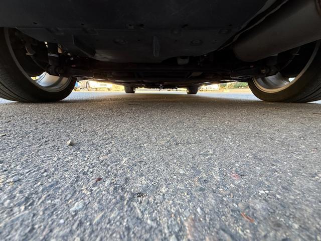 プリウス Ｇツーリングセレクションレザーパッケージ　サンルーフ　ムーンルーフ　保証１年　ディーラー点検車　ＨＤＤナビ　ＴＶ　Ｂｌｕｅｔｏｏｔｈ　ＥＴＣ　バックカメラ　九州仕入れサビ無　レーダークルーズ　ＬＥＤライト　１７インチアルミ　スマートキー２個（63枚目）