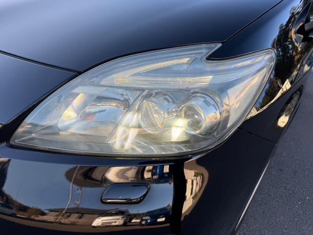 プリウス Ｇツーリングセレクションレザーパッケージ　サンルーフ　ムーンルーフ　保証１年　ディーラー点検車　ＨＤＤナビ　ＴＶ　Ｂｌｕｅｔｏｏｔｈ　ＥＴＣ　バックカメラ　九州仕入れサビ無　レーダークルーズ　ＬＥＤライト　１７インチアルミ　スマートキー２個（71枚目）