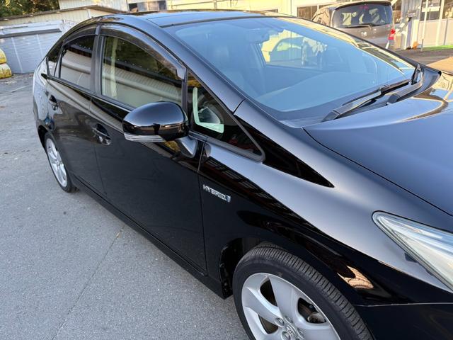 プリウス Ｇツーリングセレクションレザーパッケージ　サンルーフ　ムーンルーフ　保証１年　ディーラー点検車　ＨＤＤナビ　ＴＶ　Ｂｌｕｅｔｏｏｔｈ　ＥＴＣ　バックカメラ　九州仕入れサビ無　レーダークルーズ　ＬＥＤライト　１７インチアルミ　スマートキー２個（75枚目）